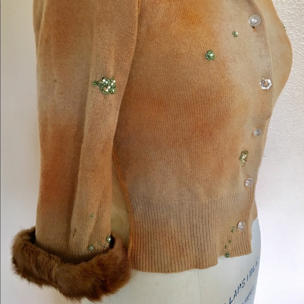Cardigan - Picture 2 of 7
